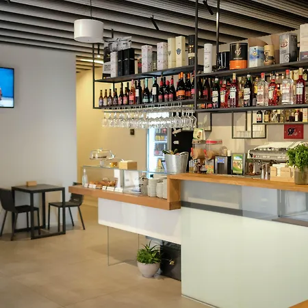 Albergo Centrale فندق