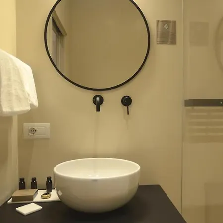 Albergo Centrale 3* 라메지아 테르메